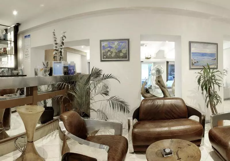 Fotos del hotel Hôtel Esprit D'azur:  21