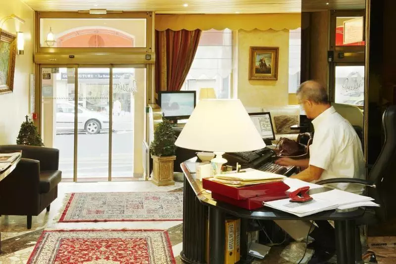 Fotos del hotel Hôtel Poussin:  7