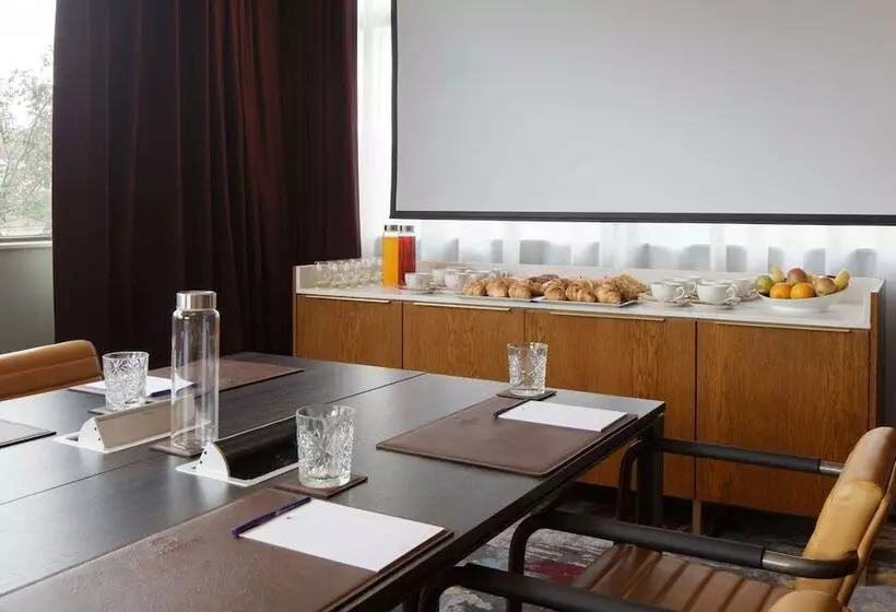 Fotos del hotel Doubletree By Hilton Bath:  21