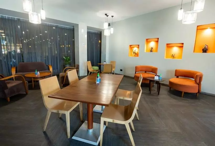 Fotos del hotel Accra City:  11