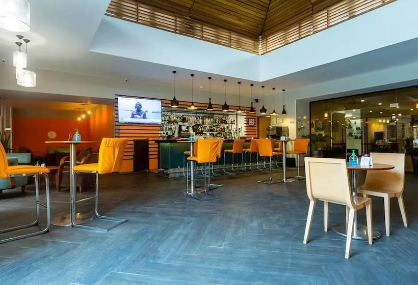 Fotos del hotel Accra City:  14