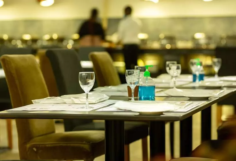 Fotos del hotel Accra City:  4