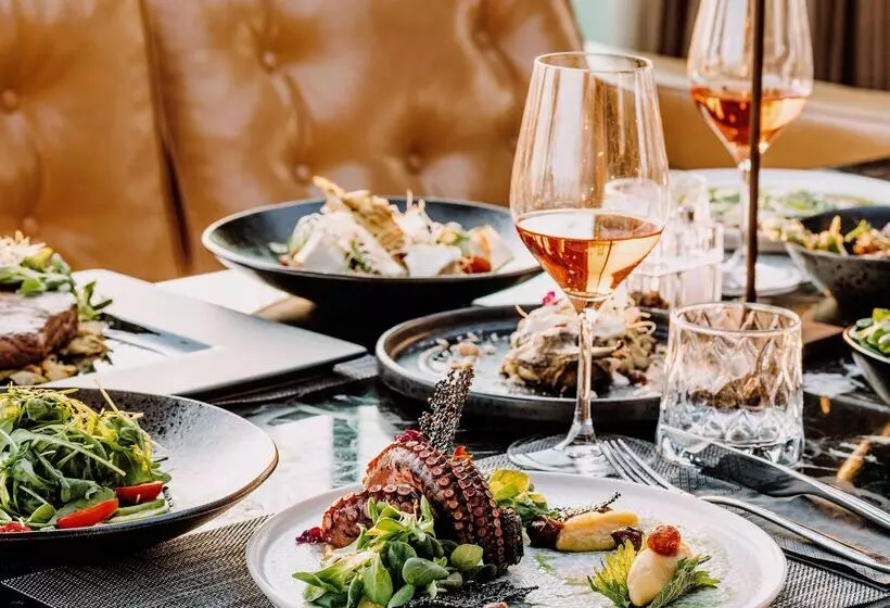 Fotos del hotel Brown Acropol A Member Of Brown S:  14