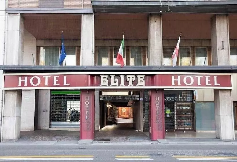 Fotos del hotel Grand Hotel Elite:  14