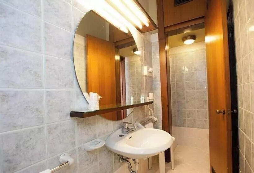 Fotos del hotel Grand Hotel Elite:  10