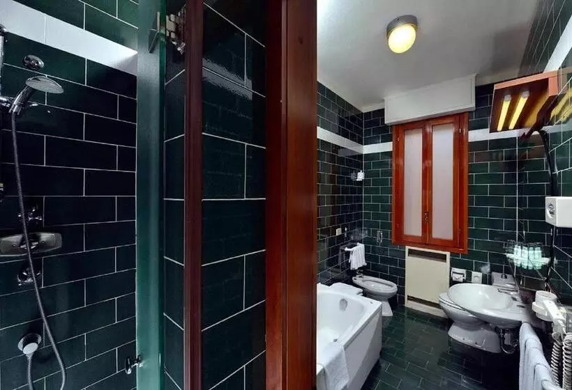 Fotos del hotel Grand Hotel Elite:  19