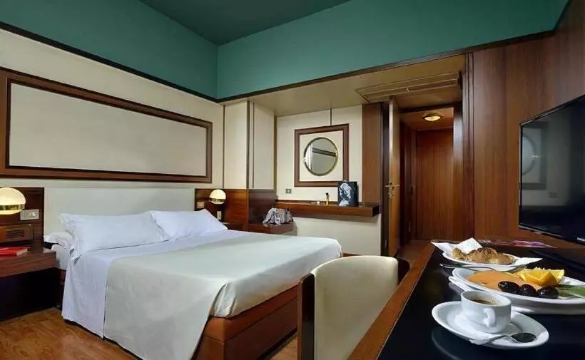 Fotos del hotel Grand Hotel Elite:  15