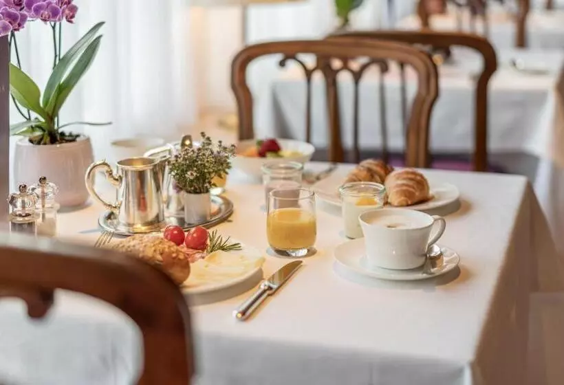 Fotos del hotel Adria:  5