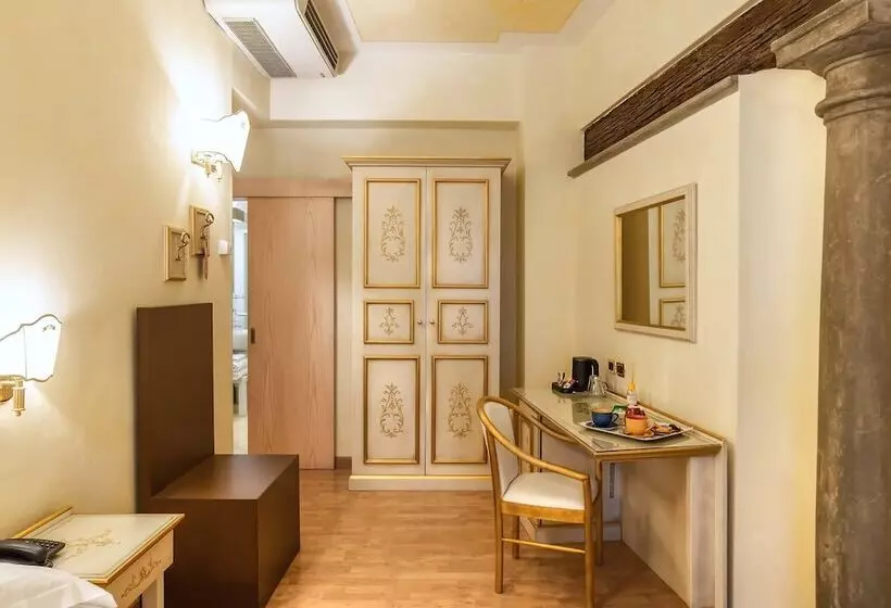 Fotos del hotel Alba Palace:  12