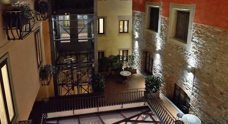 Fotos del hotel Alba Palace:  22