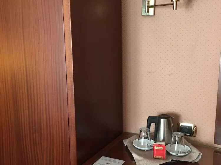 Fotos del hotel Bristol:  24