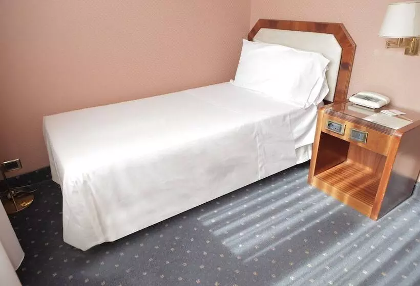 Fotos del hotel Bristol:  23