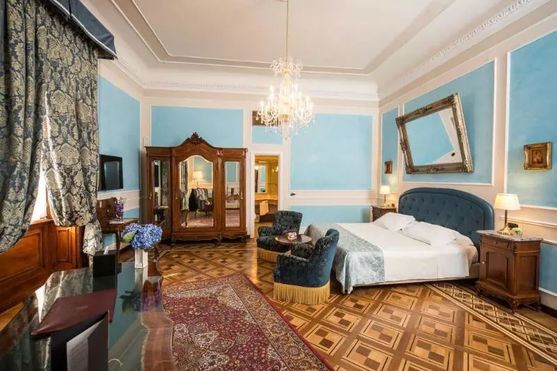 Fotos del hotel Bristol Palace:  11