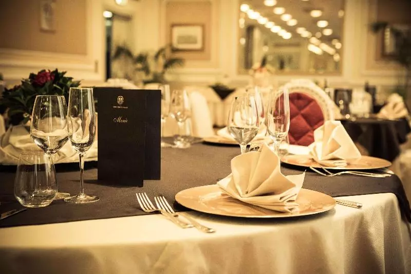 Fotos del hotel Bristol Palace:  12