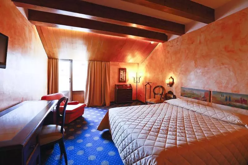 Fotos del hotel Croce Di Malta:  18