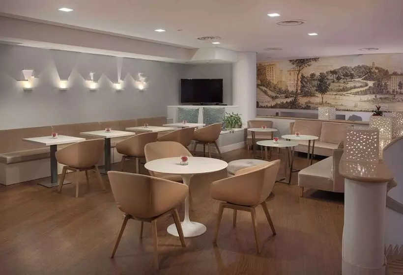 Fotos del hotel Nh Genova Centro:  85