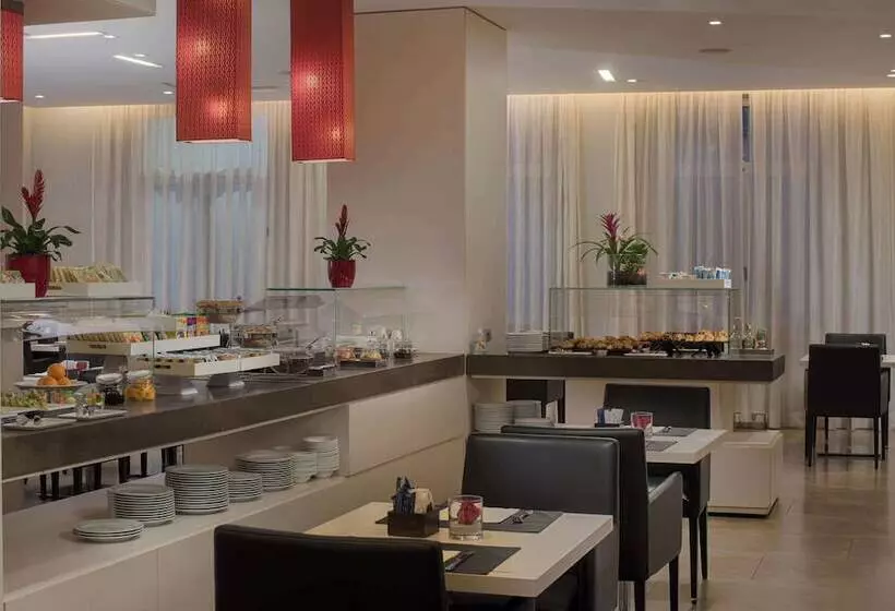 Fotos del hotel Nh Genova Centro:  38