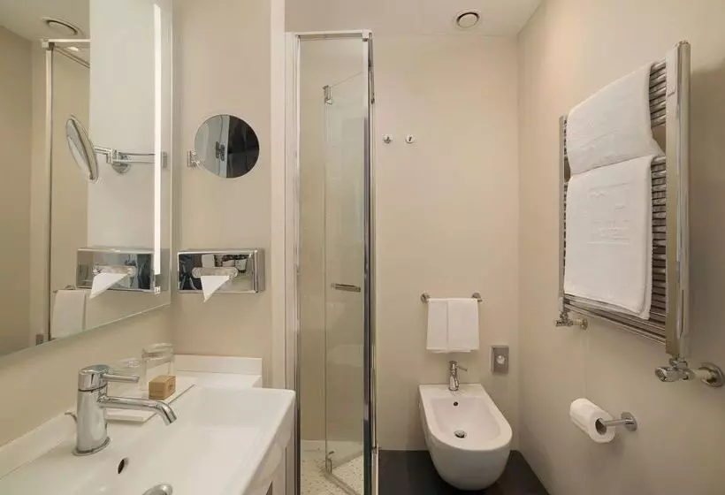 Fotos del hotel Nh Genova Centro:  61