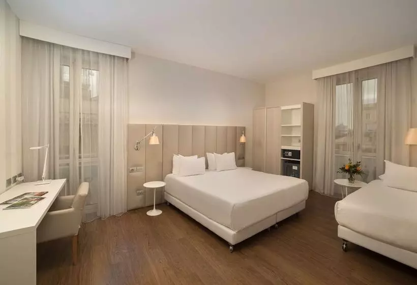 Fotos del hotel Nh Genova Centro:  15