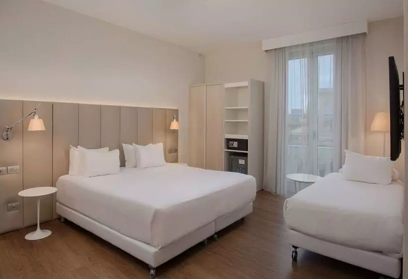 Fotos del hotel Nh Genova Centro:  14