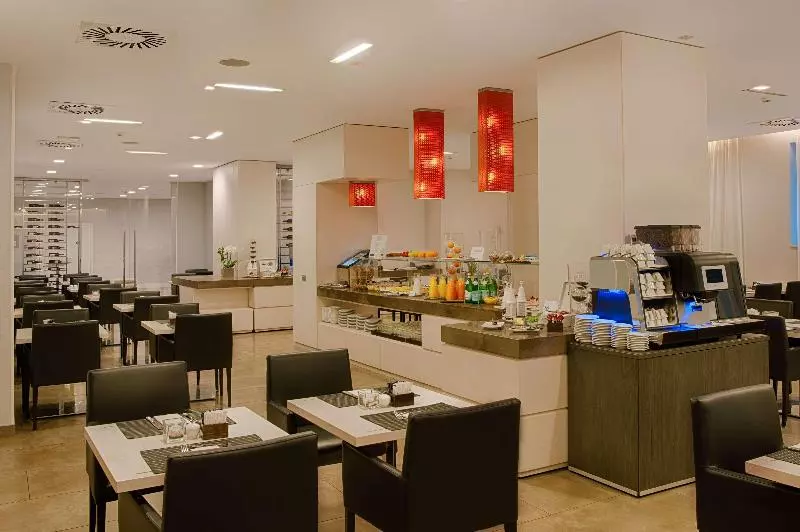 Fotos del hotel Nh Genova Centro:  39