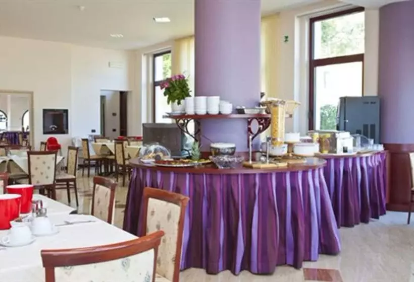 Fotos del hotel Vittorio:  4