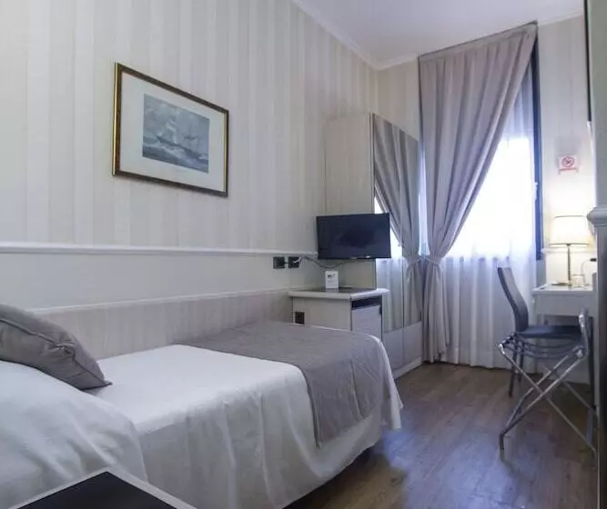 Fotos del hotel Flora:  18