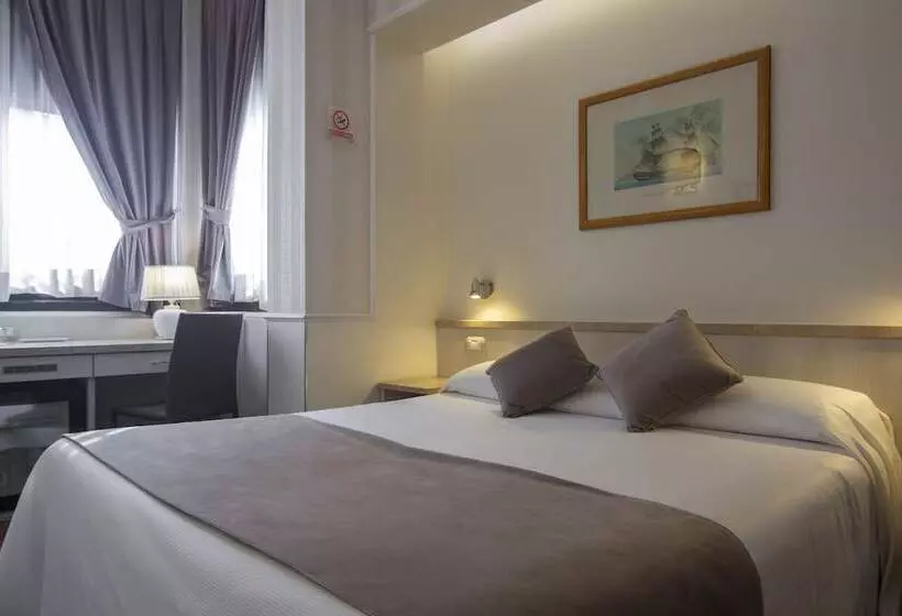 Fotos del hotel Flora:  9