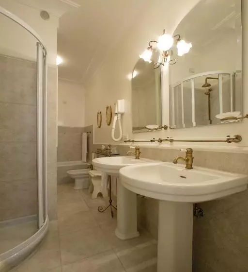 Fotos del hotel Majestic Toscanelli:  12