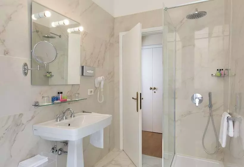 Fotos del hotel Quirinale:  17