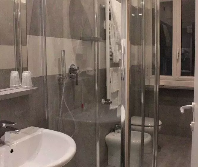 Fotos del hotel Rex Milano:  13