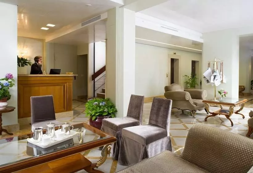 Fotos del hotel Carlton Capri:  24