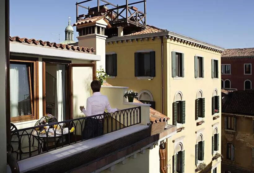 Fotos del hotel Carlton Capri:  17