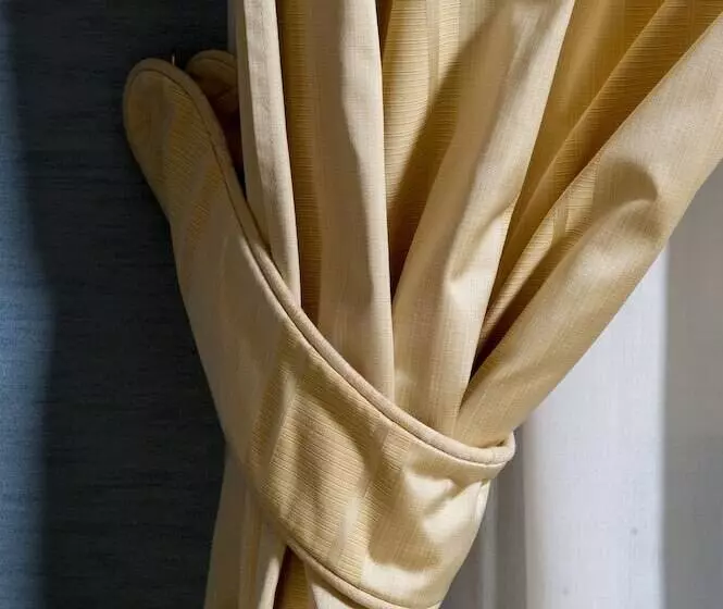 Fotos del hotel Carlton Capri:  30