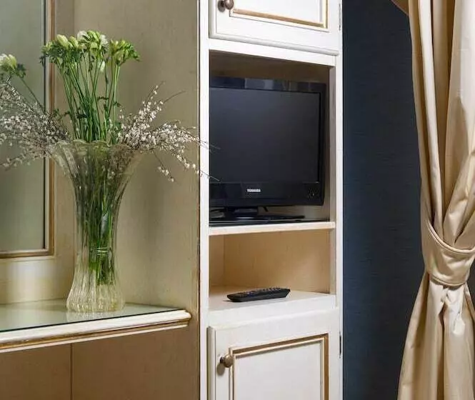 Fotos del hotel Carlton Capri:  37