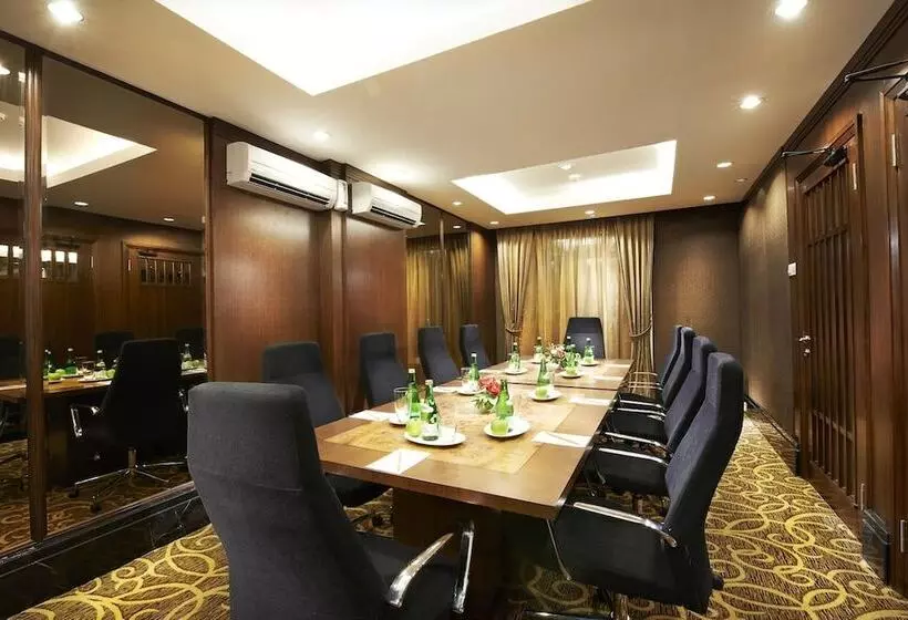 Fotos del hotel él  Royale Bandung:  14