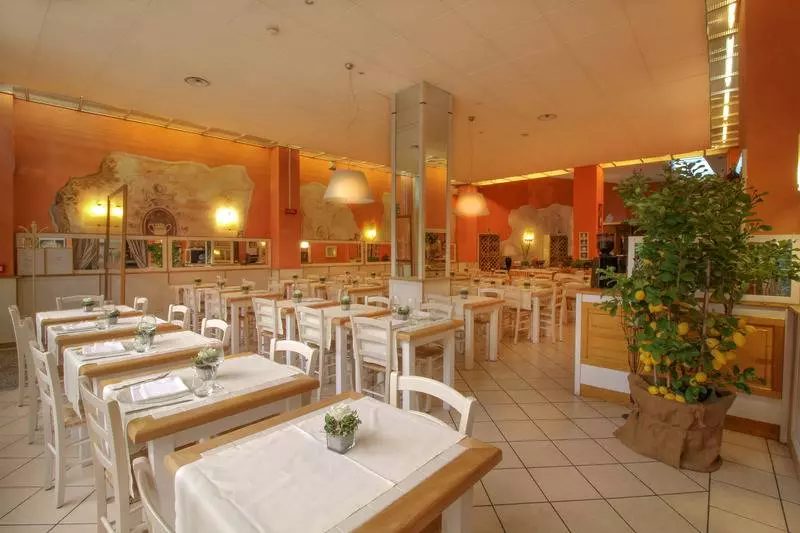 Fotos del hotel Italia:  4