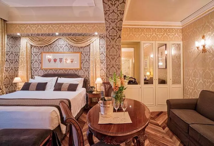 Fotos del hotel Londra Palace:  7