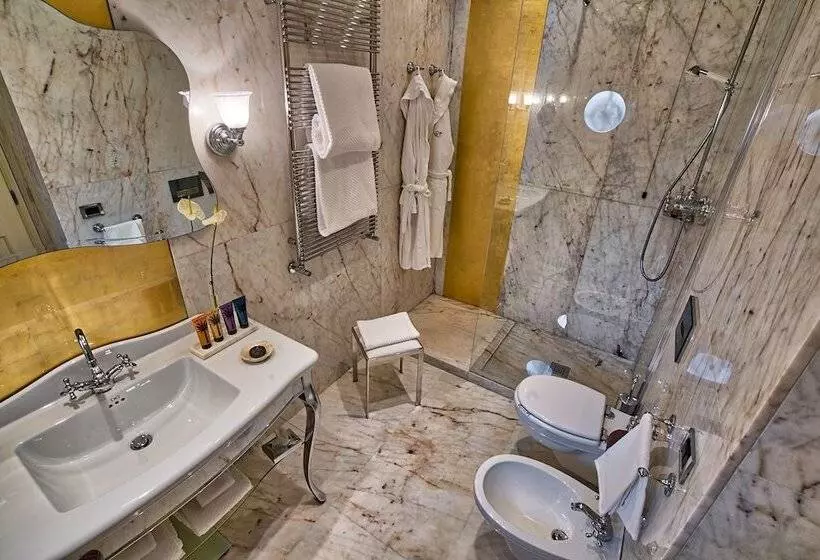 Fotos del hotel Londra Palace:  14