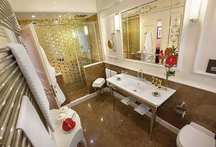 Fotos del hotel Londra Palace:  18