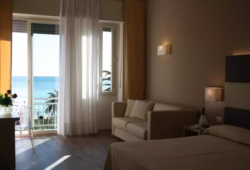 Fotos del hotel Napoleon:  25