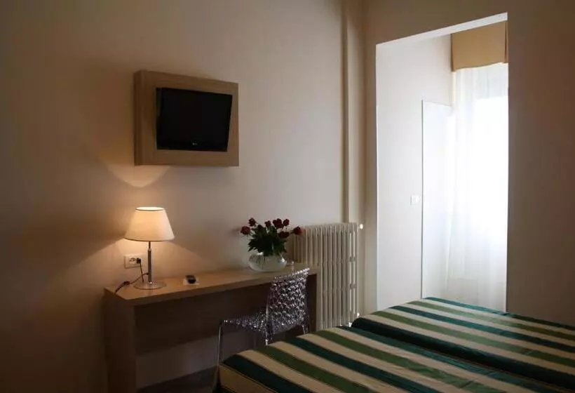 Fotos del hotel Napoleon:  24