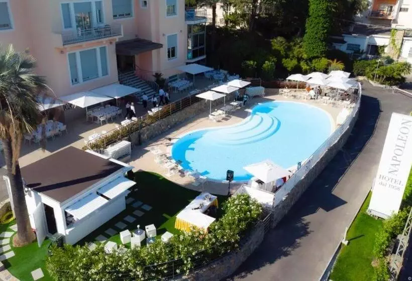 Fotos del hotel Napoleon:  11