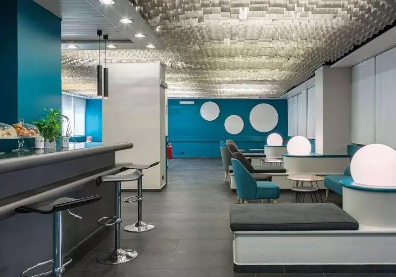 Fotos del hotel President:  19