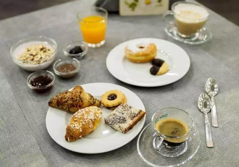 Fotos del hotel President:  11