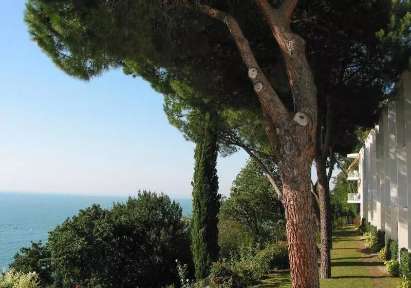 Fotos del hotel Riviera & Maximilian's:  23