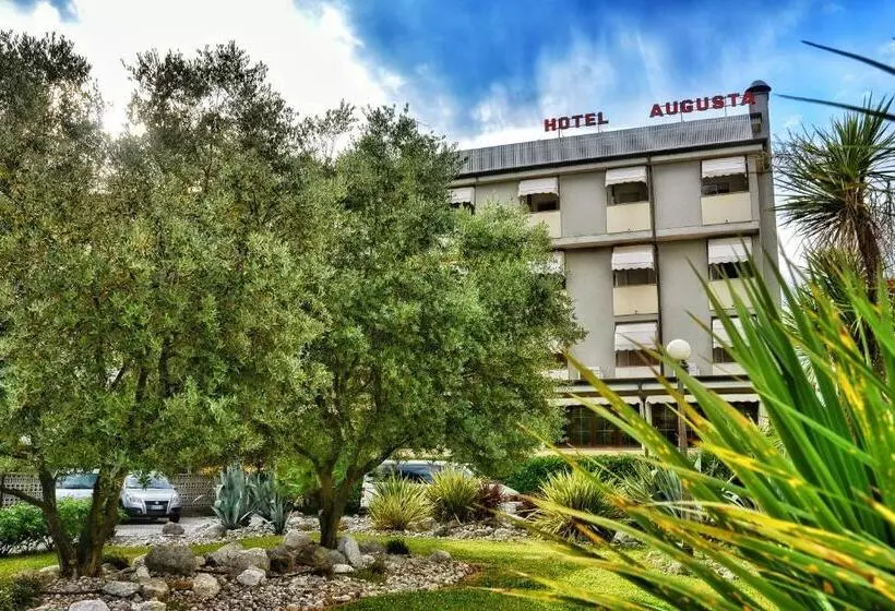 Fotos del hotel Villa Augusta:  9