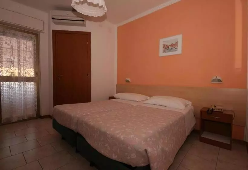 Fotos del hotel Villa Augusta:  10