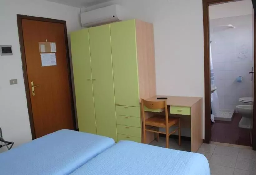 Fotos del hotel Villa Augusta:  13