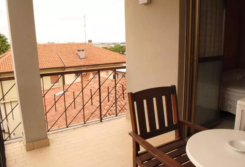 Fotos del hotel Villa Augusta:  5